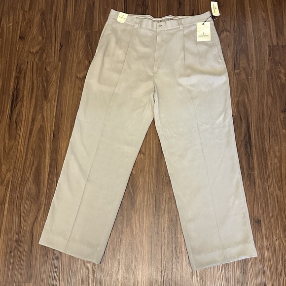 Tommy Bahama Men's St. Thomas T1281 100% Silk Pleated Pants Size 38x34 (38x30) - Picture 2 of 6